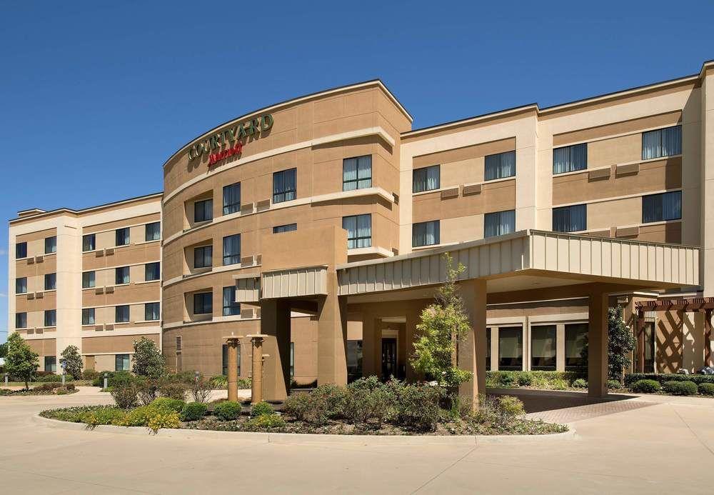 Courtyard By Marriott